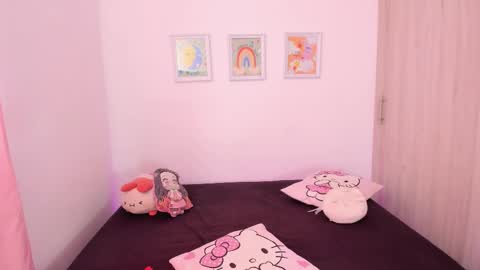  Nia  online show from February 13, 5:36 pm