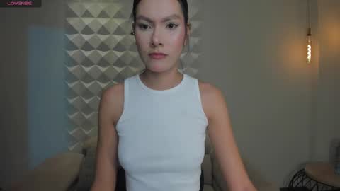 Call me Nia  online show from September 10, 1:49 am