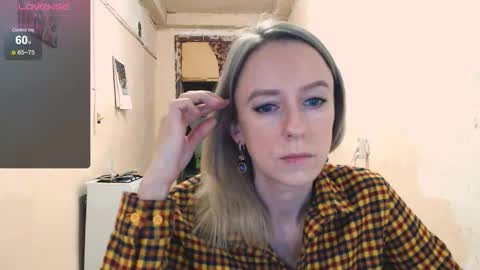 Kathrine online show from December 3, 3:03 pm