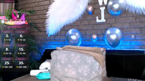 Nicky online show from February 15, 2:05 pm