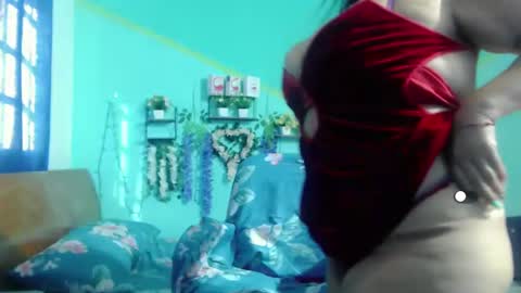 nickyribeiro online show from February 14, 12:57 pm