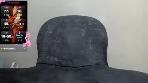 nicohillx online show from April 14, 10:54 pm