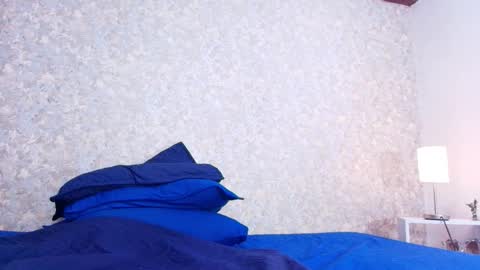 Nicol online show from November 29, 3:32 am