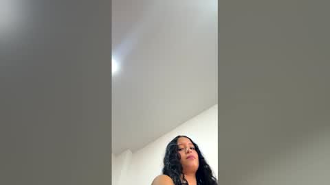 nicole200116 online show from May 2, 3:37 pm