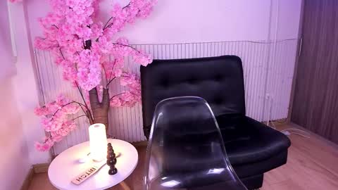 nicole_diaz7 online show from December 4, 1:13 pm