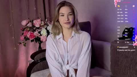 Nicole online show from November 12, 5:55 pm