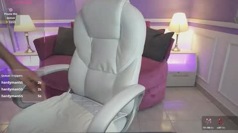 Nicole Crawft online show from September 25, 7:23 pm