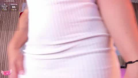 nicolee19_ online show from February 13, 9:49 pm