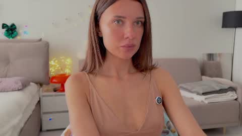 nicolekira online show from July 22, 11:55 am