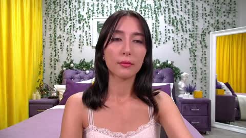 Nicole online show from December 8, 5:50 am