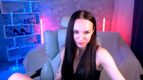 Nicole online show from July 11, 6:41 pm
