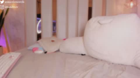 Andrea give it a thumbs up please its important  online show from November 26, 4:41 pm