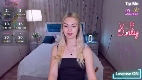 NicoleStunning online show from June 2, 5:52 am