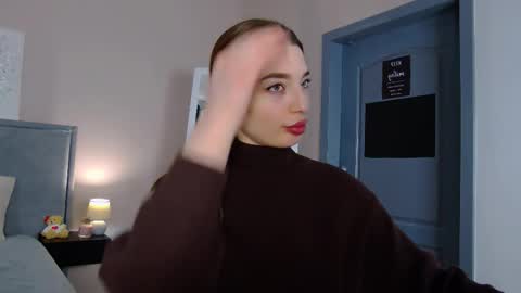 NicolRos online show from March 2, 9:27 am