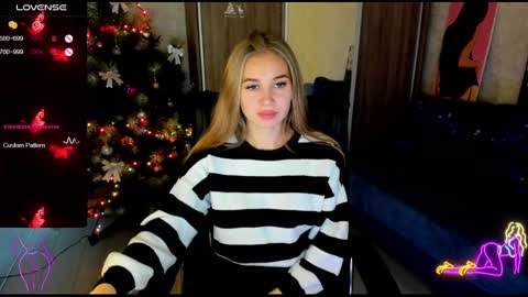 nigo_nika online show from December 12, 12:33 pm