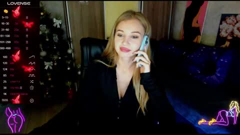 nigo_nika online show from December 15, 12:06 pm