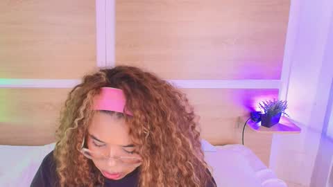 Call me Nicky online show from February 23, 7:02 pm