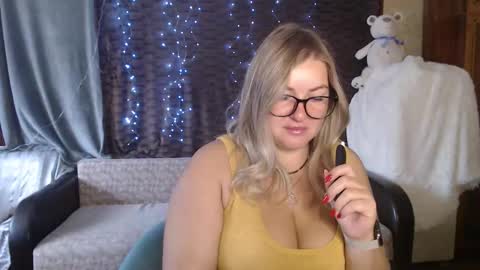 Nika online show from September 18, 4:11 am