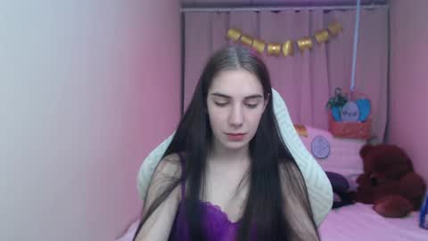 nikastarkk online show from April 14, 7:03 pm