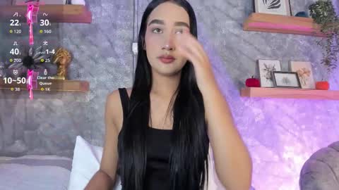    online show from December 4, 7:14 pm