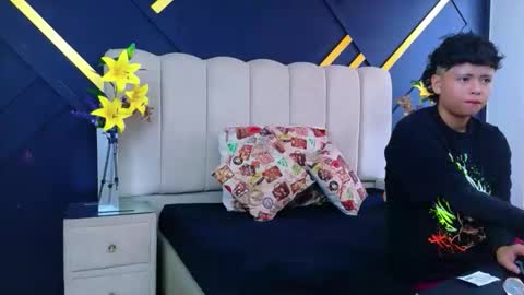 Nikievanz online show from April 8, 8:00 pm