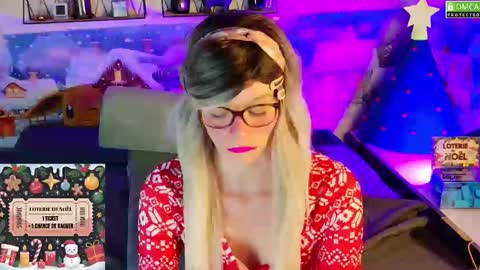 Kitty Chatte online show from December 1, 8:44 pm