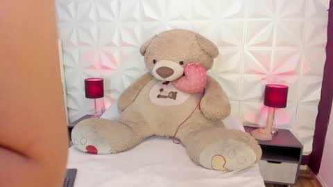 Nikole online show from December 15, 10:48 pm