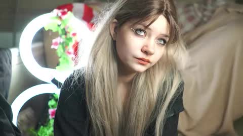 Snapshot of nikoli_naw chatting on September 12, 4:13 am nikoli_naw online show from September 12, 4:13 am