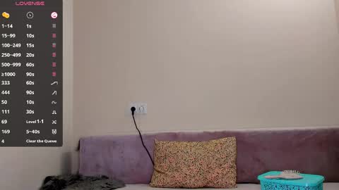      online show from June 3, 4:46 am