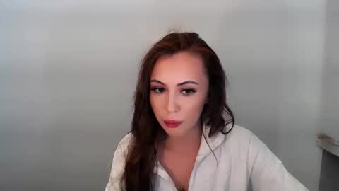 nikonara_ online show from November 6, 2:01 pm