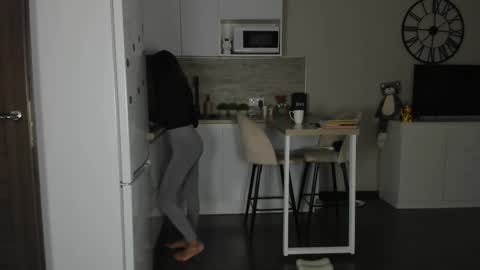 Bella online show from September 10, 7:25 pm