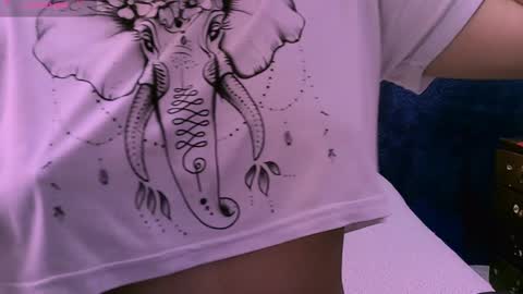 Nina online show from December 3, 3:44 pm