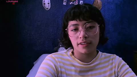 Nina online show from December 5, 4:01 pm