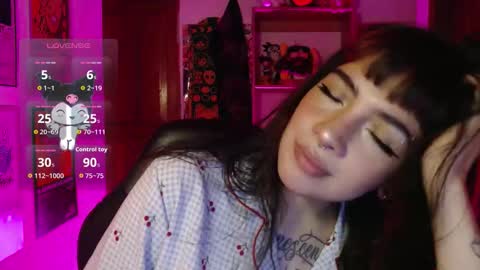 Ninfa  online show from November 14, 2:00 am