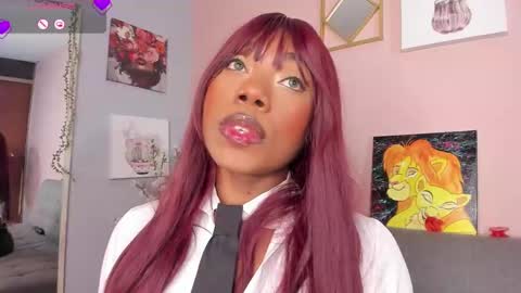 Snapshot of nini_martinii chatting on February 15, 3:39 pm NINI  online show from February 15, 3:39 pm