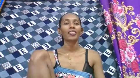 ninie246746 online show from March 15, 10:39 am