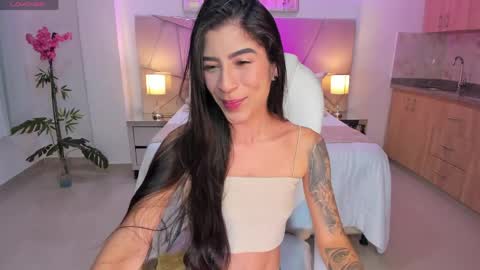ninna_asppen online show from April 9, 4:48 am