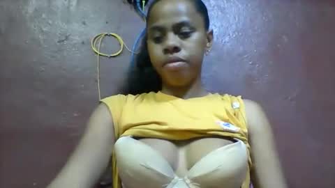 Snapshot of nirinahfy chatting on September 26, 3:37 am nirinahfy online show from September 26, 3:37 am