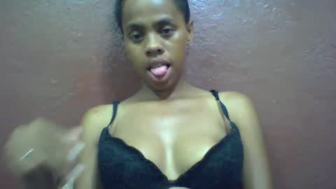 Snapshot of nirinahfy chatting on January 27, 6:30 am nirinahfy online show from January 27, 6:30 am