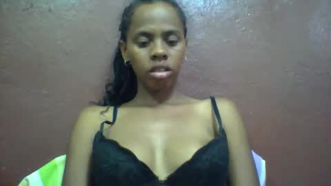 Snapshot of nirinahfy chatting on January 15, 7:26 am nirinahfy online show from January 15, 7:26 am