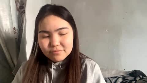 Molly online show from January 14, 8:08 am