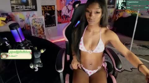 NIVIA WOLFE online show from January 8, 2:25 am