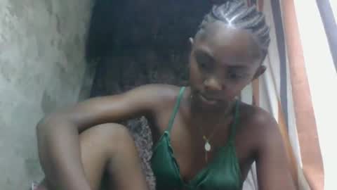 nnestazia online show from April 11, 2:10 pm