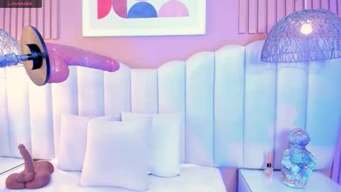 Noa online show from January 9, 2:38 am