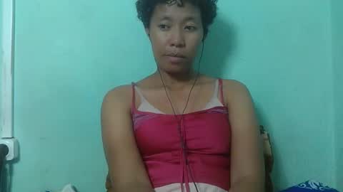 noellah online show from December 13, 7:53 pm