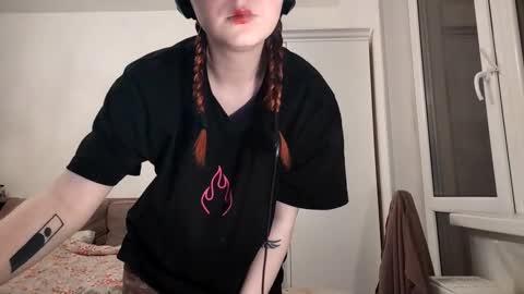 Lisa online show from February 24, 7:34 pm