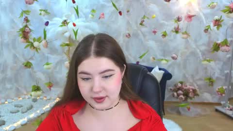 noirwhisper online show from April 18, 6:32 pm