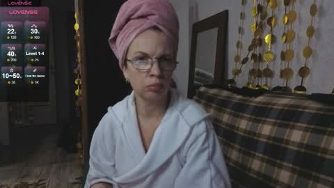 Nora online show from January 13, 9:57 am