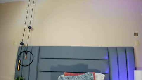 Nora Da Silva online show from September 25, 1:04 am