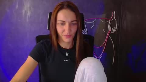 Nora online show from September 22, 10:19 pm